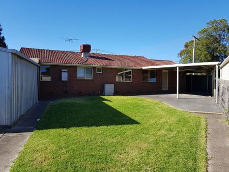 24 Tangemere Avenue, Tullamarine, VIC 3043 - Photo 3