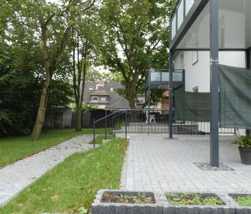 Schöne und gut geschnittene 2,5Zimmer-Wohnung mit großem Balkon! - Photo 1