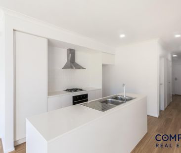 9 Ravida Way, Mickleham VIC 3064 - Townhouse For Rent | Domain - Photo 5