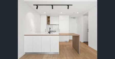 Stylish City Living with Spectacular Views! - Photo 4