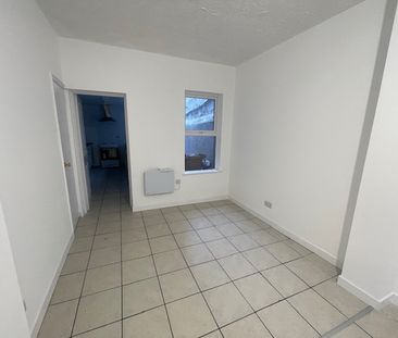 37 Victoria Terrace, Portadown, BT62 1AL - Photo 4