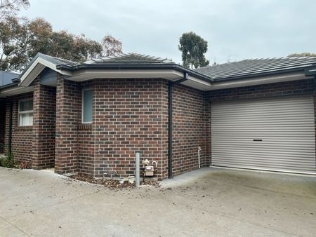 Modern & Spacious - Photo 4