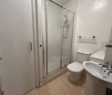 1 bedroom penthouse to rent - Photo 6