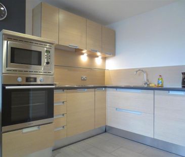 1 bedroom apartment to rent - Photo 2