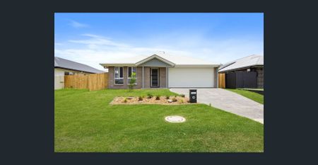 Fresh, Modern & Move-In Ready! - Photo 5