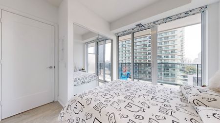 For Lease - 70 Annie Craig Drive Unit# 808, Toronto, Ontario - Photo 2