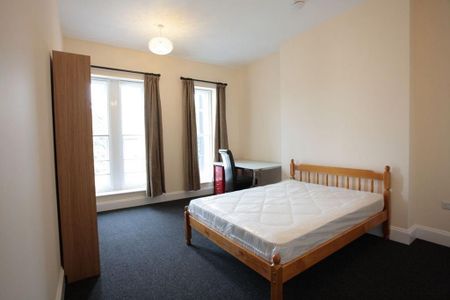 5 bedroom apartment to rent - Photo 2