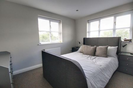 3 bedroom maisonette to rent - Photo 5