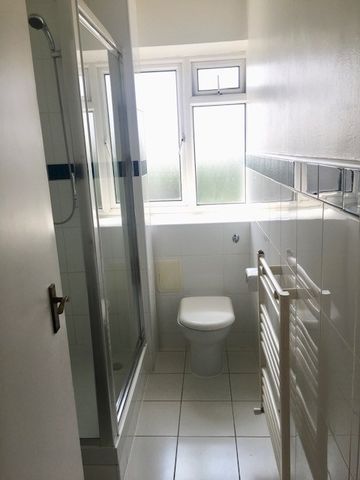 1 Bed Flat, Embassy House, NW6 - Photo 3