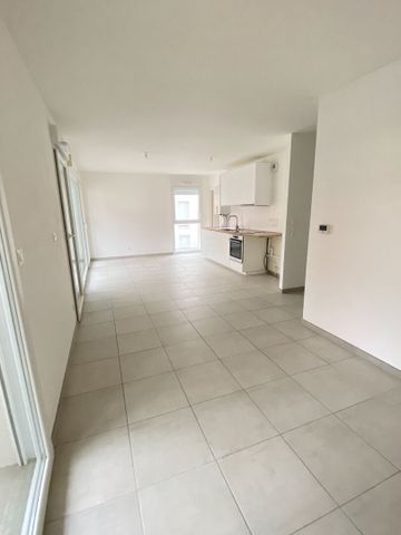 Appartement T2 AUDUN LE TICHE à louer - Photo 2