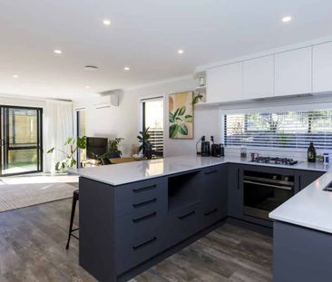 25 Betty Boyes Street, Wallaceville - Photo 2