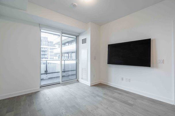 For Lease - 3220 William Coltson Avenue Unit# 918, Oakville, Ontario - Photo 1