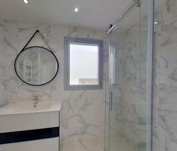 Location Appartement 5 pièces 101m² - Photo 1