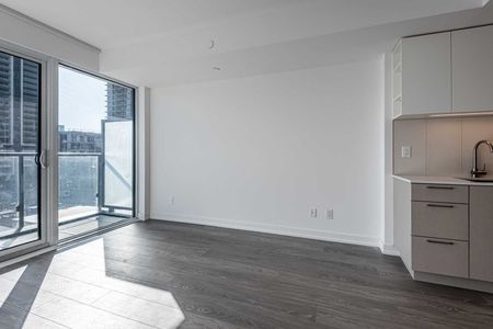 For Lease - 19 Western Battery Road Unit# 301, Toronto, Ontario - Photo 4