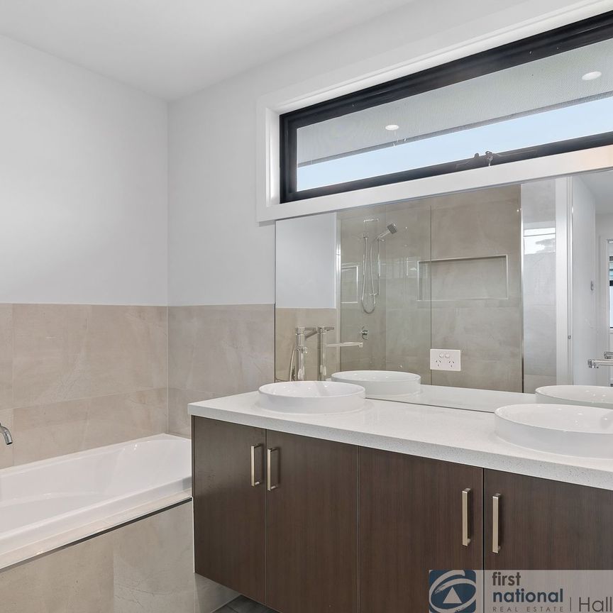 Luxury Family Living with Premium Finishes & Year-Round Entertaining - Photo 1