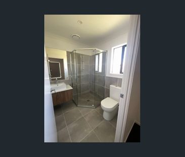 Brand New 4 Bedroom Home - Photo 5