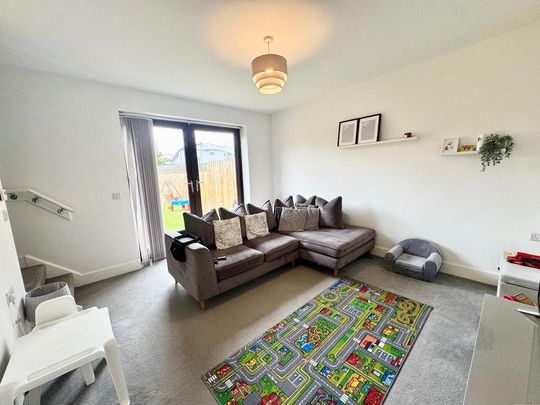 2 bedroom terraced house to rent - Photo 1