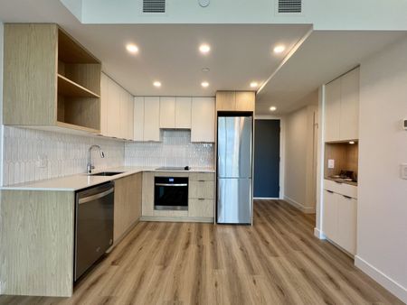 1 Bdrm Beauty at Bertram April 1 - Photo 3