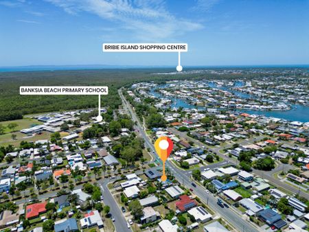 FAMILY HOME IN BANKSIA BEACH - Photo 4