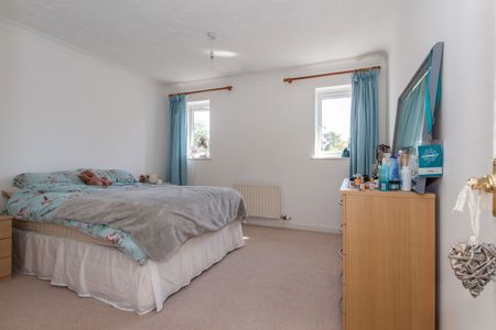 5 bedroom house to rent Russet Close, St. Ives, PE27 - Photo 3