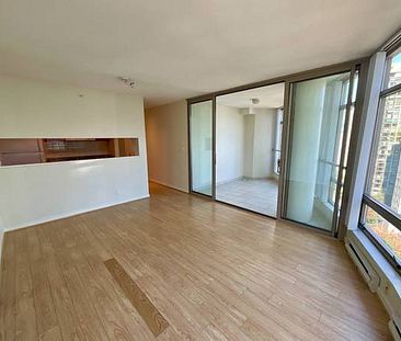 Palisades |Unfurnished 2 Bed+ 2 Bath+Solarium+Water views - Photo 1