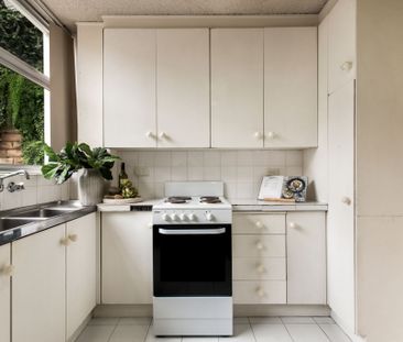 30/41-49 Roslyn Gardens, Elizabeth Bay NSW 2011 - Apartment For Ren... - Photo 6