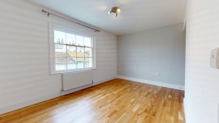 4 bedroom townhouse to rent - Photo 3