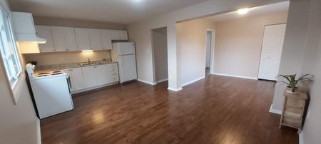 For Lease - 25B Cundles Road, Barrie, Ontario - Photo 4