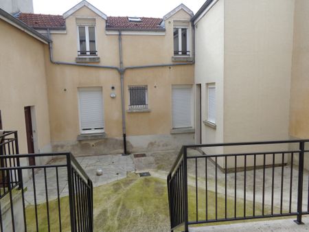 Appartement RUE CHAVAILLAUD - Photo 4