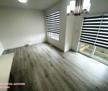 BRAND NEW 3 BED, 2.5 BATH, 2 STOREY TOWNHOUSE W/A DOUBLE ATTACHED G... - Photo 1