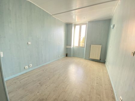 Location Appartement 4 pièces 90m² LORGUES 83510 - Photo 4