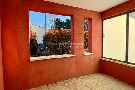 ARLES. Appartement Pont de Crau - Photo 4