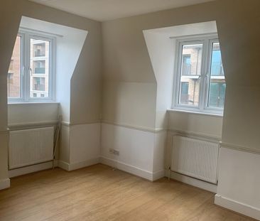Room in a Shared Flat, Rathbone St, E16 - Photo 6