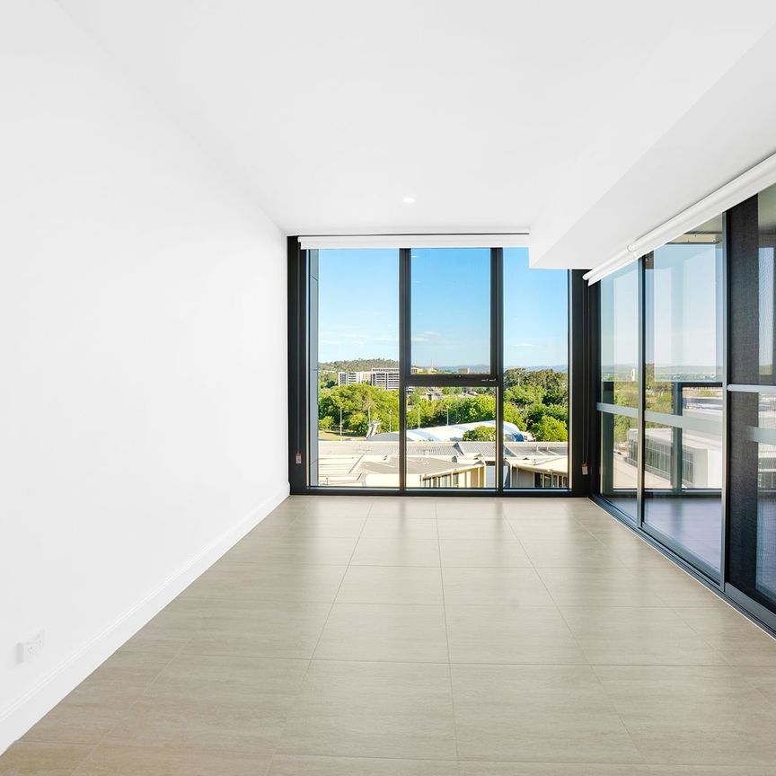 Exclusive Living in a Premium Lakeside Community Close to the City - Photo 1