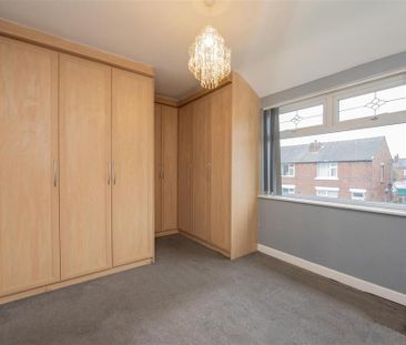 2 bedroom semi-detached house to rent - Photo 6