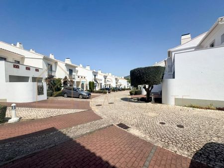 4 room luxury House for rent in Areia (Cascais), Cascais e Estoril, Cascais, Lisbon - Photo 4