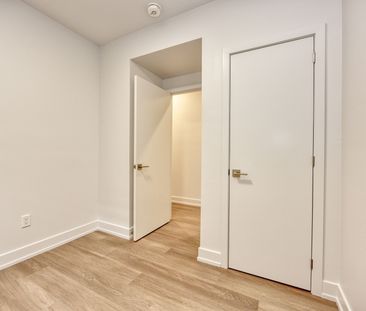 For Lease - 385 McRoberts Avenue Unit# Main Floor, Toronto, Ontario - Photo 4