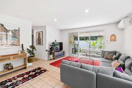 Immaculate Unit in Prime Suffolk Park Location - Photo 2