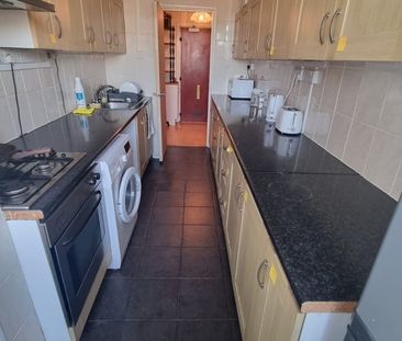 1 Bed Flat, Rotherhithe Old Road, SE16 - Photo 1