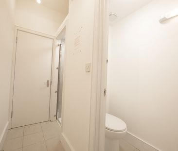 Studio Flat, Aberdare Gardens, NW6 - Photo 5