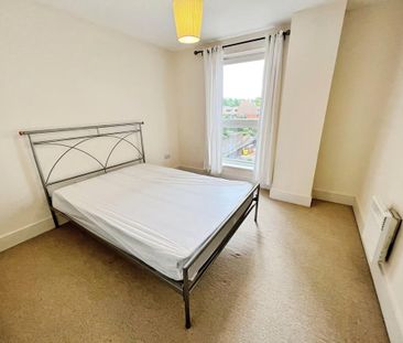 2 bedroom apartment to rent - Photo 3