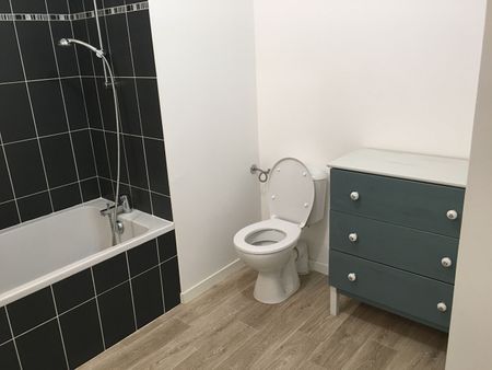 Location Appartement 2 pièces 38m² - Photo 2