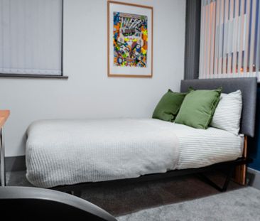 Bed 11, Borough Hotel, Great Crosshall Street, Liverpool. - Photo 3