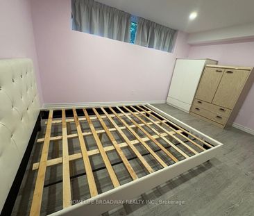 Bsmt 26 Tangmere Road - Photo 5