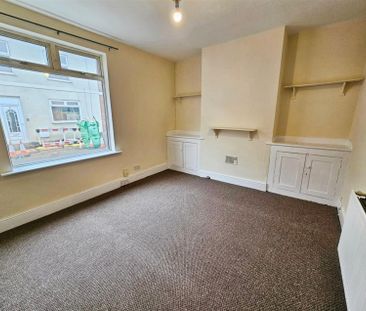 2 Bedroom House to Rent in Havelock Street, Kettering, NN16 - Photo 3