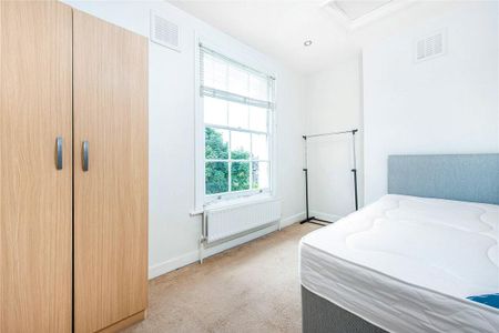 2 bedroom flat in Upper Holloway - Photo 4