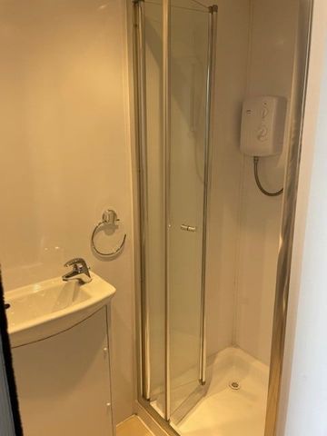 1 Bed Flat, George Street, AB25 - Photo 2