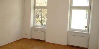 Echte 5-er-WG mit zusätzlichem Gemeinschaftsraum und extra Küche - Foto 3