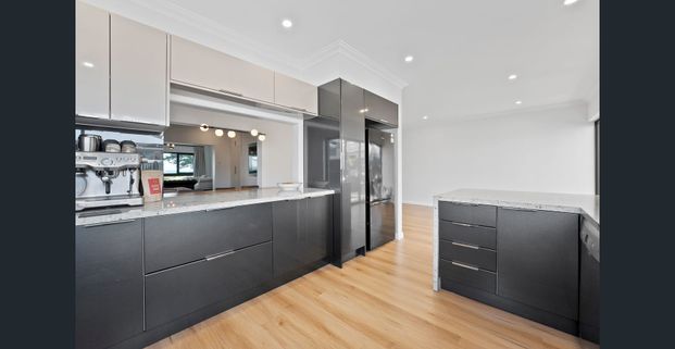 344 Safety Bay Road, Safety Bay, WA 6169 - Photo 1