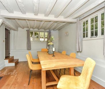 4 bedroom detached house to rent - Photo 4